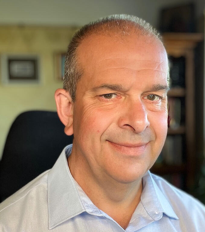 Steven Bate, founder of Bee Consulted.